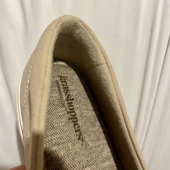 Women’s Keds Grasshoppers Size 8.5 Tan &White - Picture 9 of 9